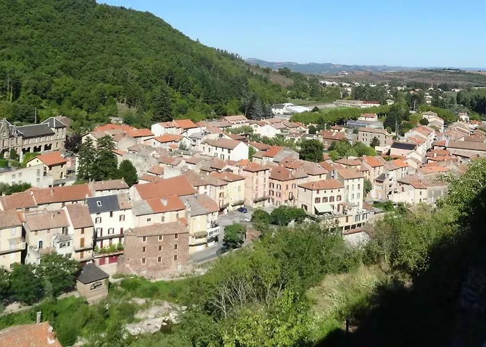 Les Hauts De Camares